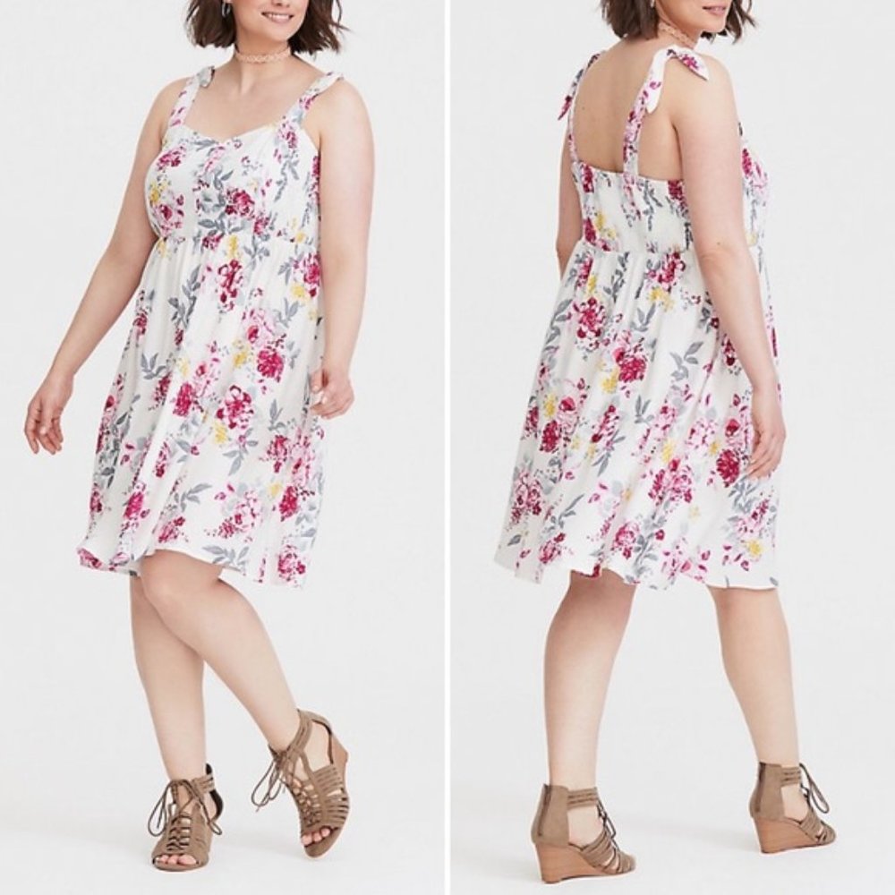 TORRID IVORY FLORAL SHOULDER TIE MINI DRESS Size 2X